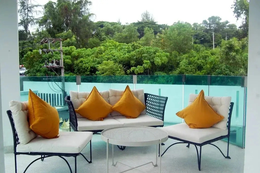 Twin Sands Private Apartment, Phuket