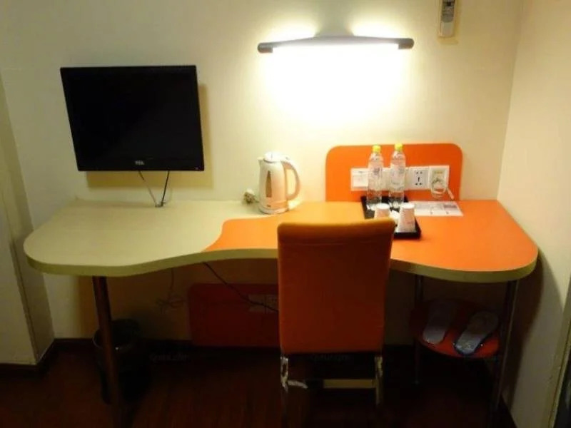 Motel 168 Chongqing ShangQingSi Road Inn