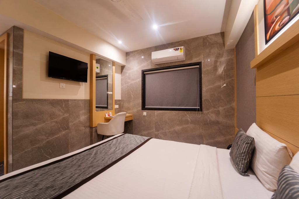Shyanu Lords Eco Inn Airoli-Near Mindspace