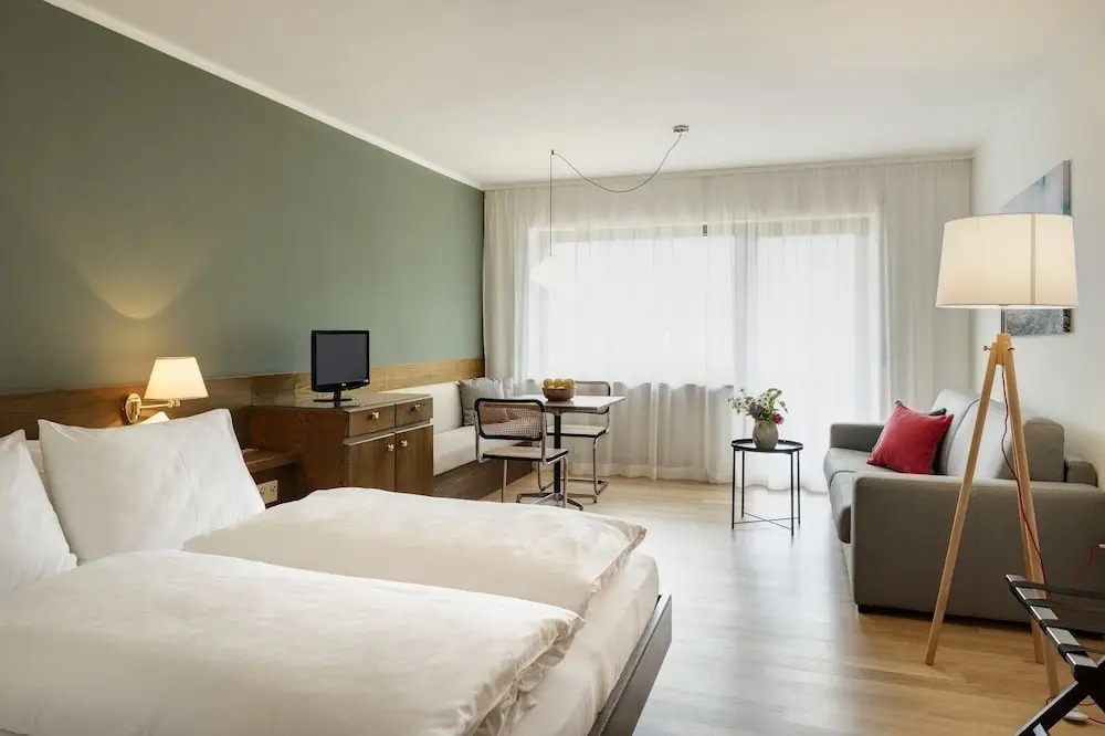 Paulus Apartments