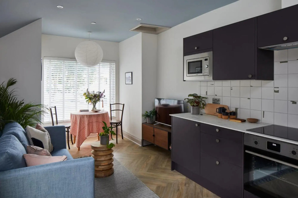 Pontcanna by Black Door Stays