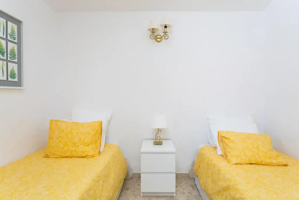CASA BRANSFORD, Excellent, Sunny House with Private Heated Pool