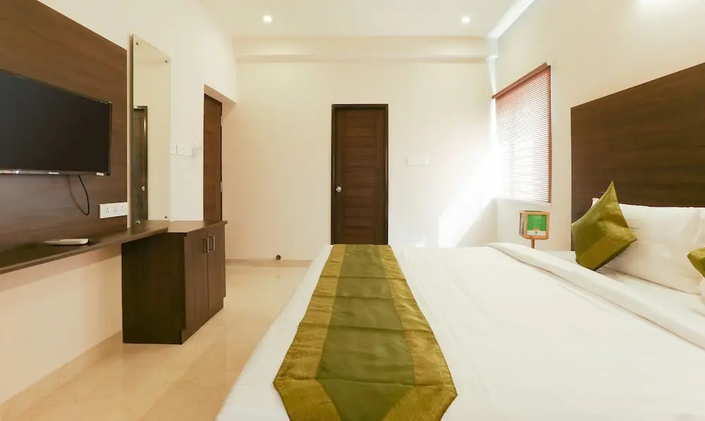 Treebo Hi Line Apartments Kalapatti