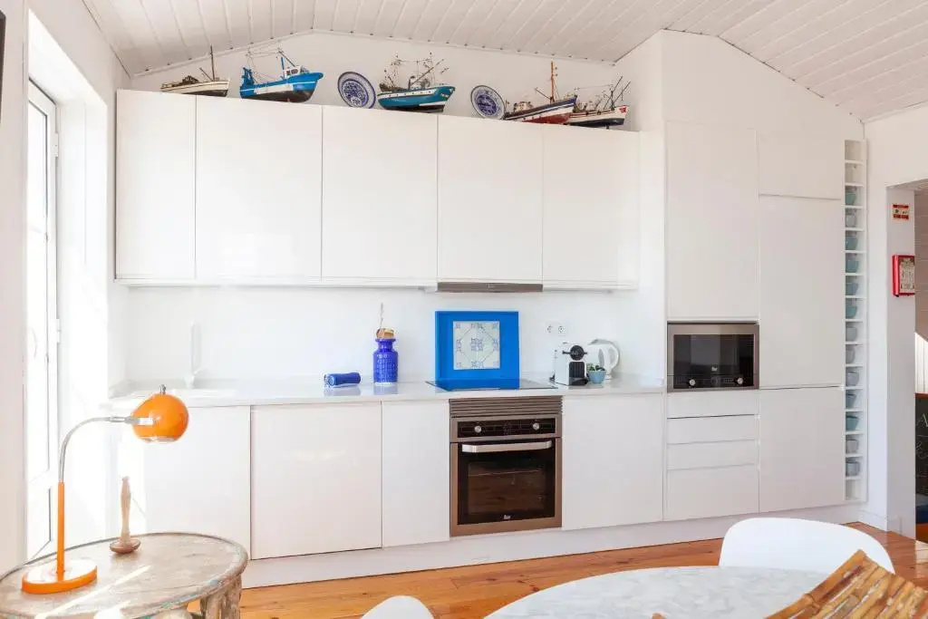 Alfama Stunning River and Historic City Views 2Bedrooms & 2Bathrooms AC Balcony 18th Century Building