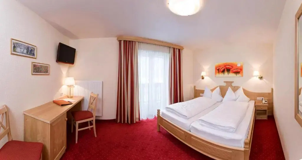Hotel Edelweiss