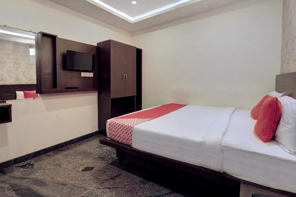 OYO 14158 The Kempty Fall Resort