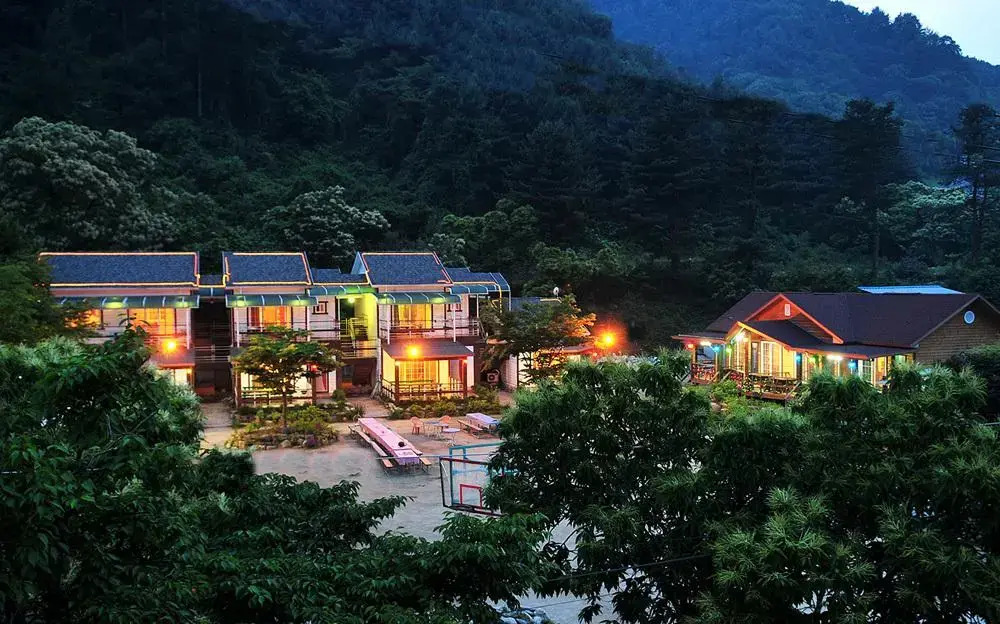 Gapyung amor pension gaegok suyoungjang