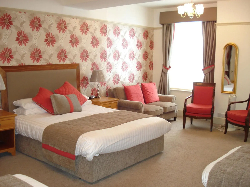 Abbey Sands Hotel