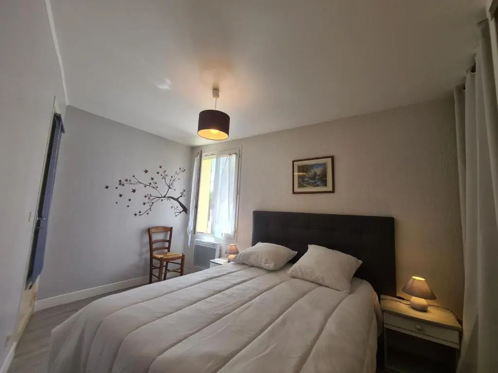 Maison de vacances en Berry avec jardin clos, proche plage et sentiers, animaux acceptés - FR-1-591-319
