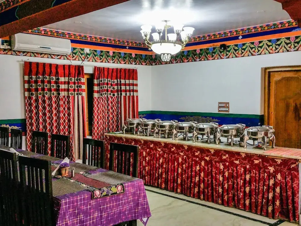 TIH Hotel City Palace