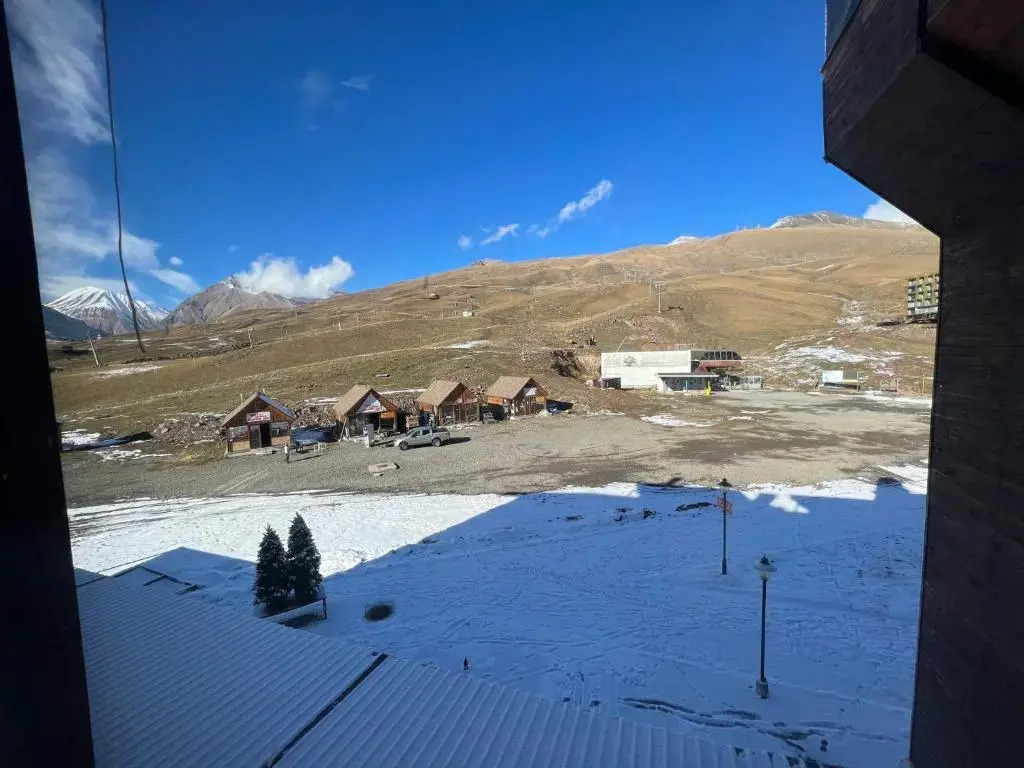 RedHubCo New Gudauri Suites 310