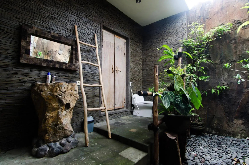 Villa Nesanur - Comfortable & Spacious Beachside Sanur