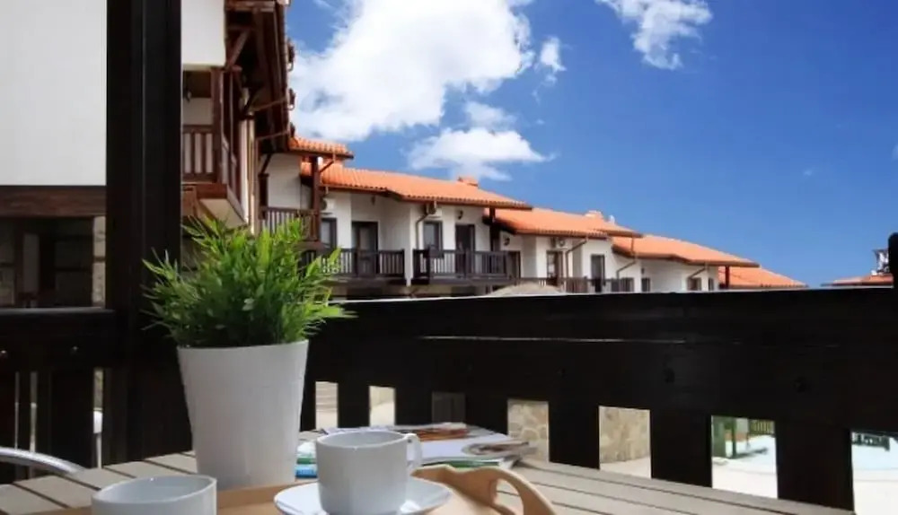 Pearl Apartments Sozopol
