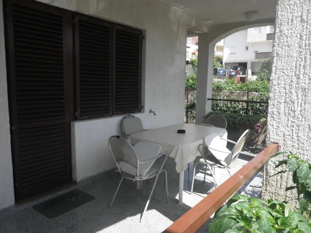 Apartments Romanić Brodarica / Two Bedroom A1