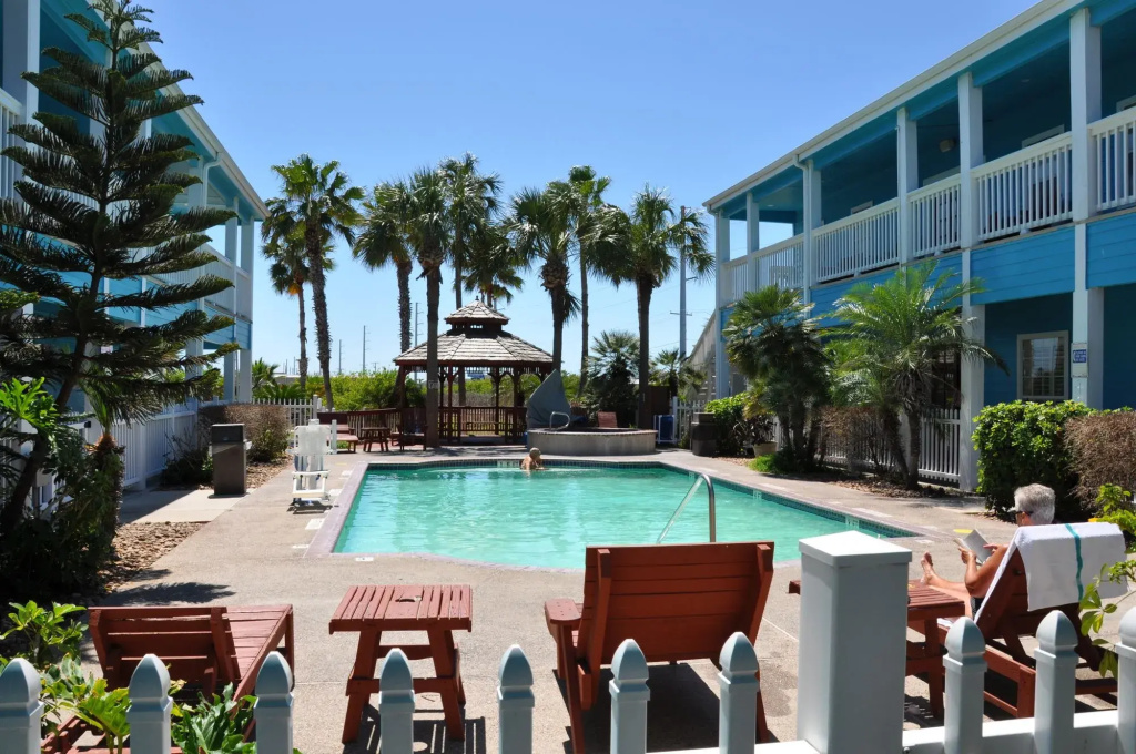 Plantation Suites and Conference Center