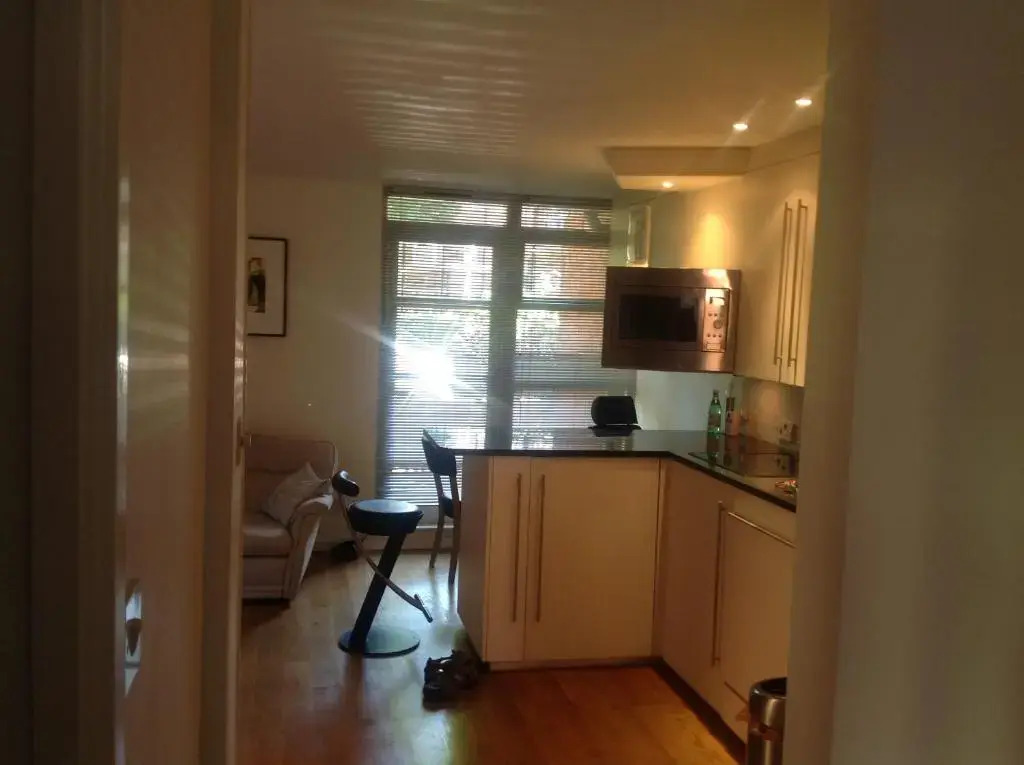 Rotherhithe apartment near park and river