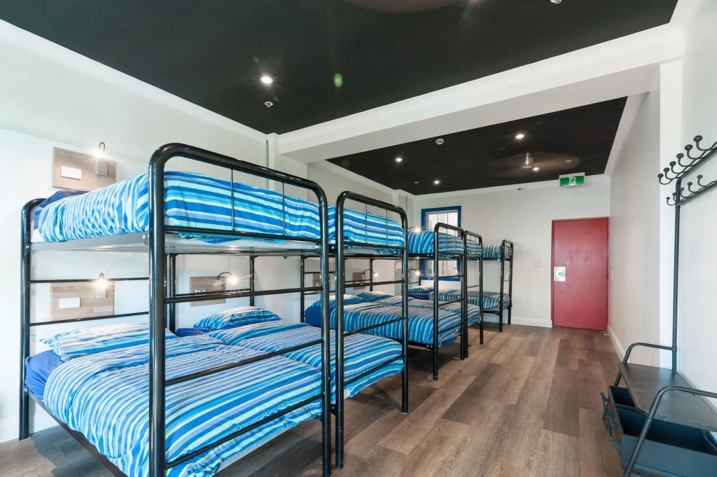 Mad Monkey Hostel Coogee Beach