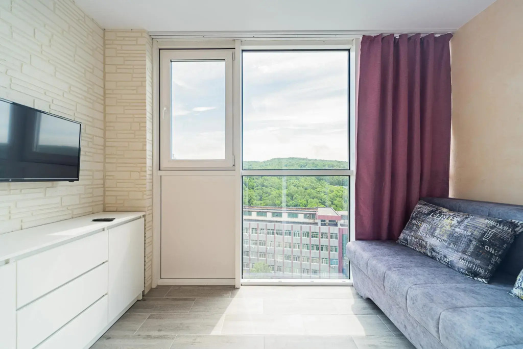 Well Apartments (Вэлл Апартментс) на улице 100-летия Владивостока 163