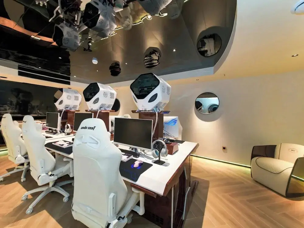 Space Design Hotel