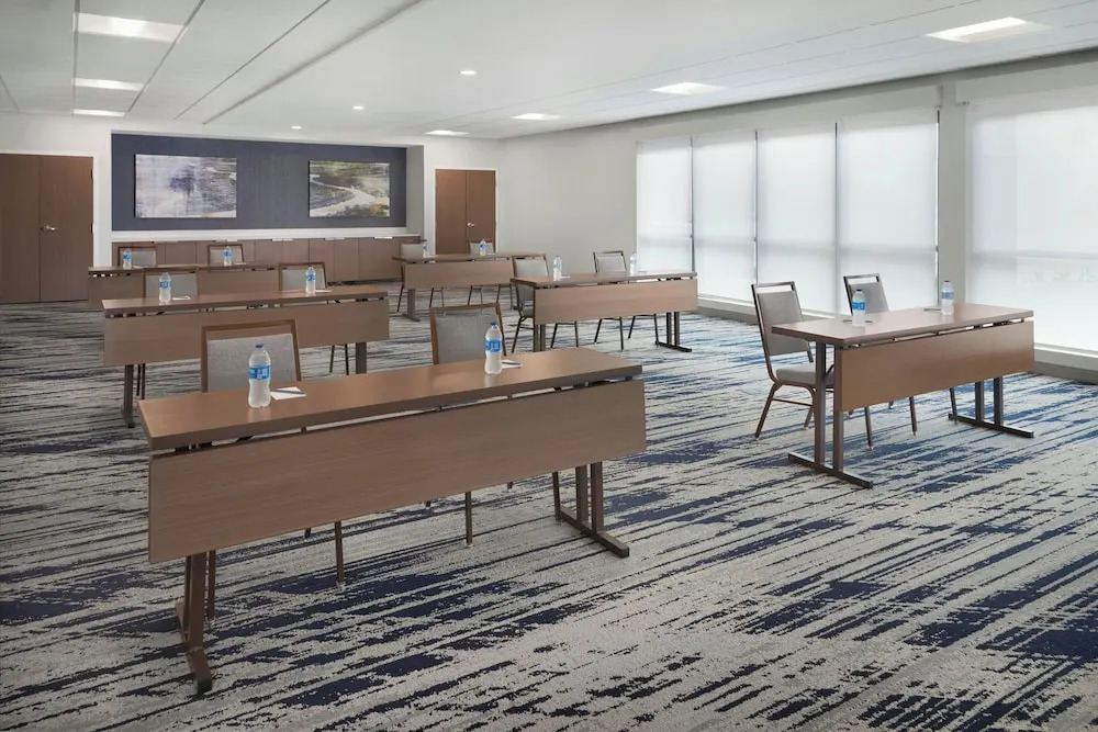 Fairfield by Marriott Inn & Suites Columbus
