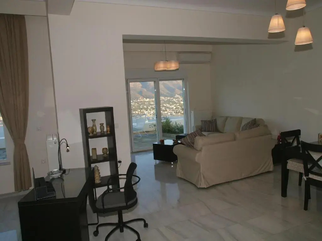 Panoramic Seaview Holiday House
