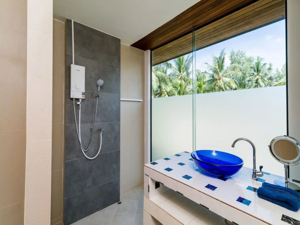 2 Bedroom Beach Front Apartment A2 Lamai