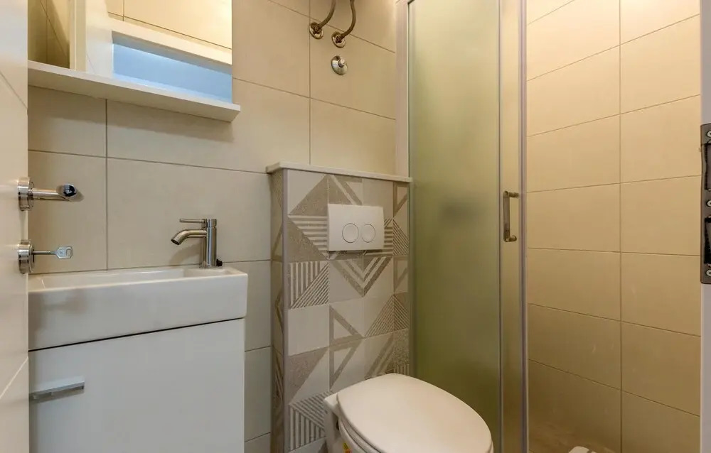 Beautiful Apartment in Jesenice With Wifi and 2 Bedrooms