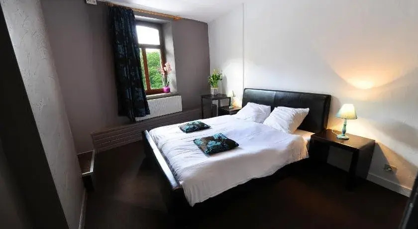 Hotel The River