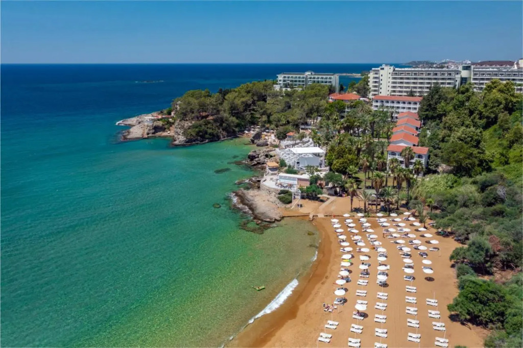 Utopia Beach Club