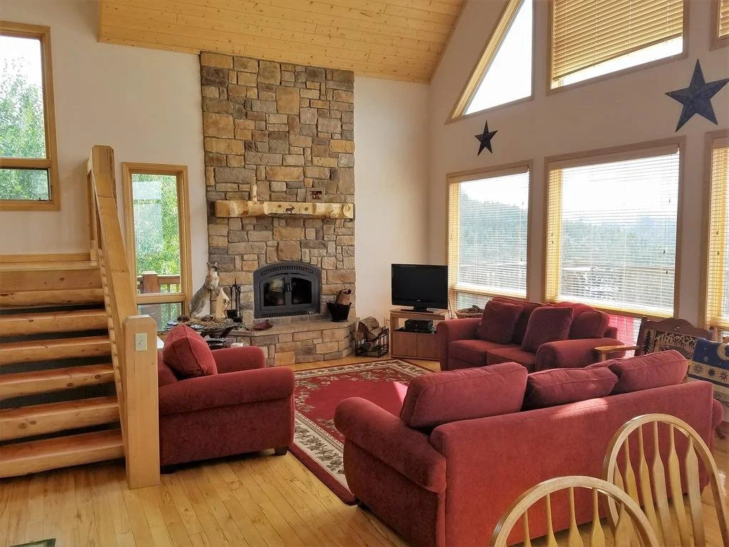 Bachelor Loop House