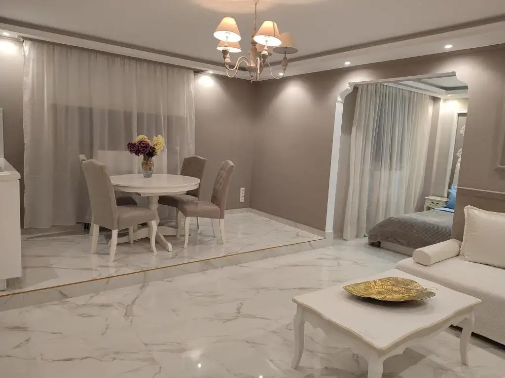 Come to K A M House 2 - Σουίτα Ημιυπογείου