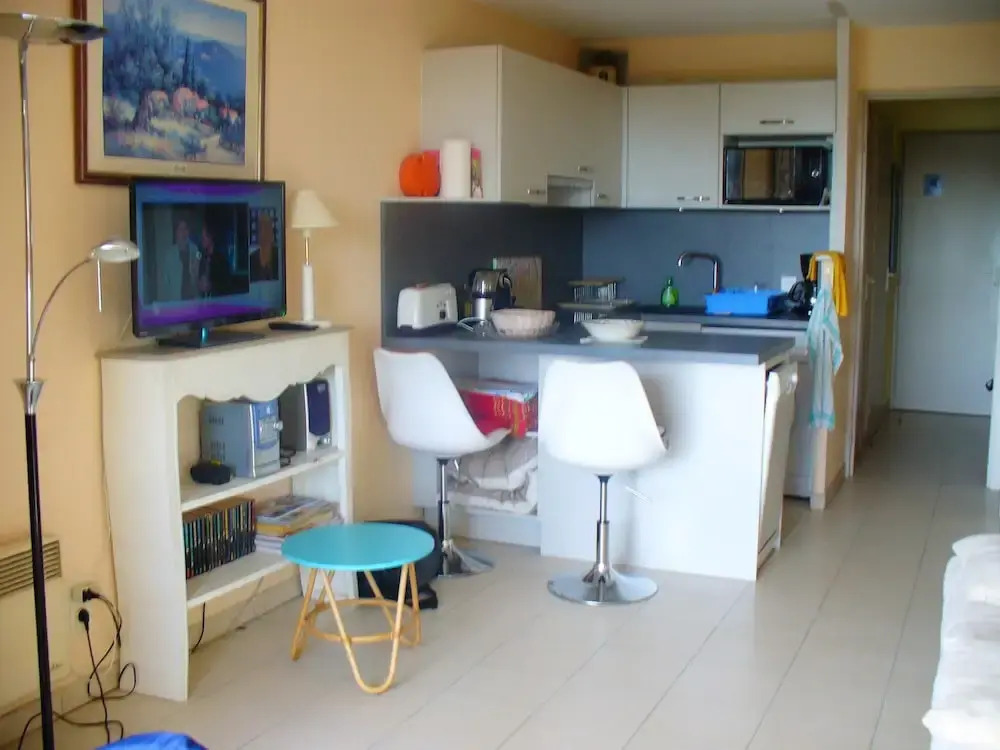 Apartment With one Bedroom in Gassin, With Wonderful sea View, Shared Pool and Furnished Balcony - 100 m From the Beach