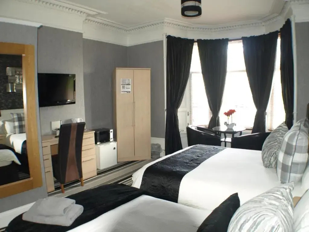 Vaila Guest House