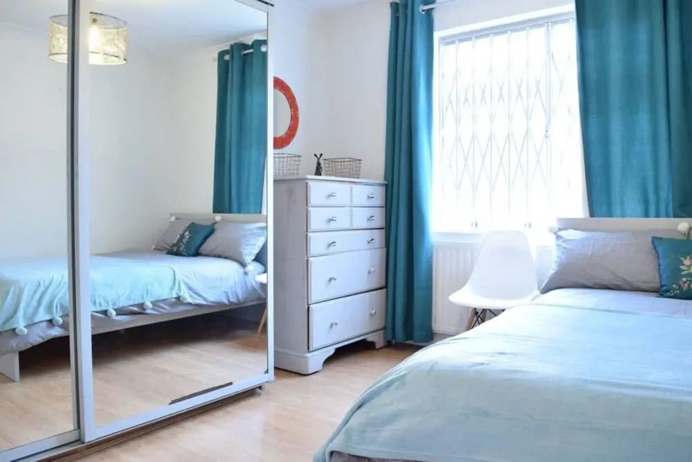 2 Bedroom Victorian Maisonette in Brixton
