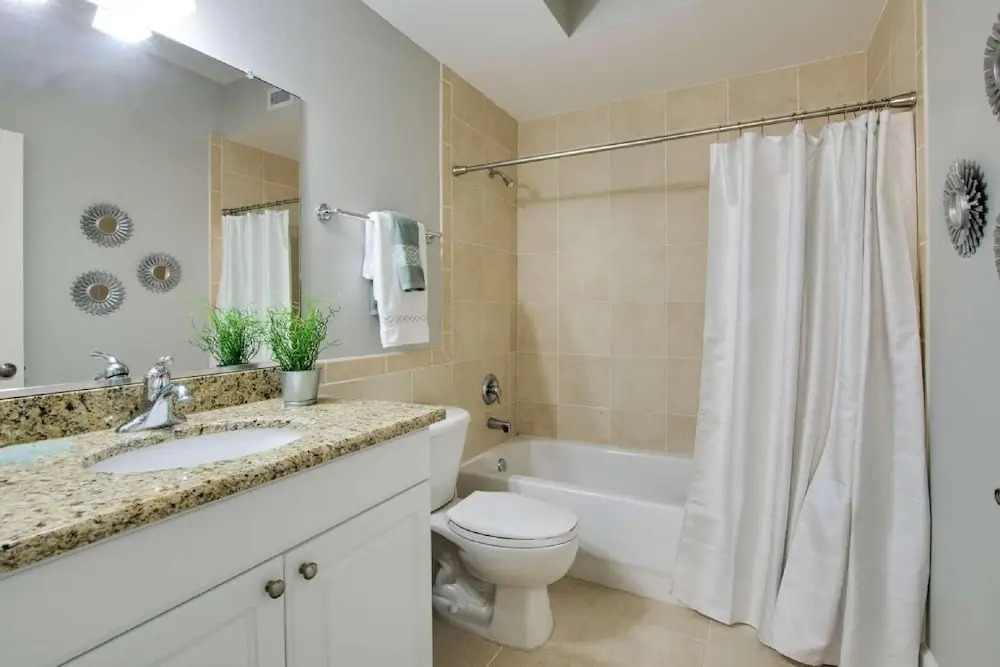 437 Little Harbor