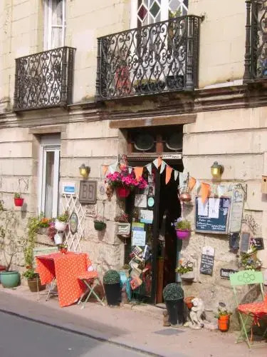 Chez Teresa/A Taste dAngleterre