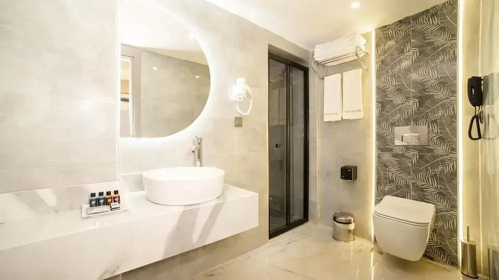 HOTEL DESTİLL