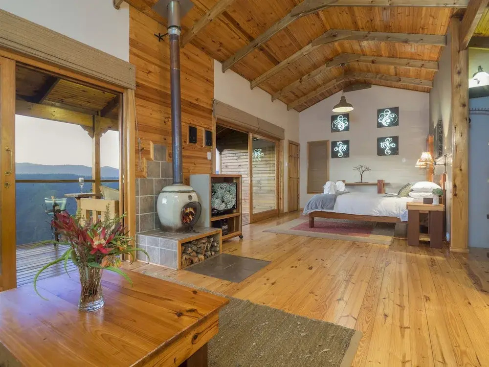 Cliffhanger Cottages