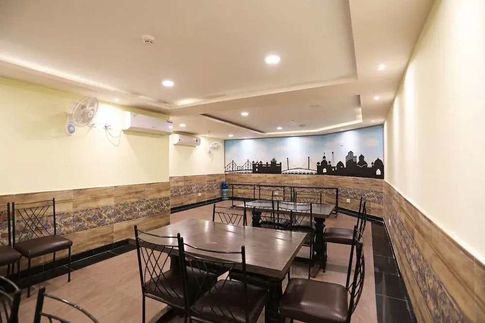 OYO 25072 Flagship Naman's Inn