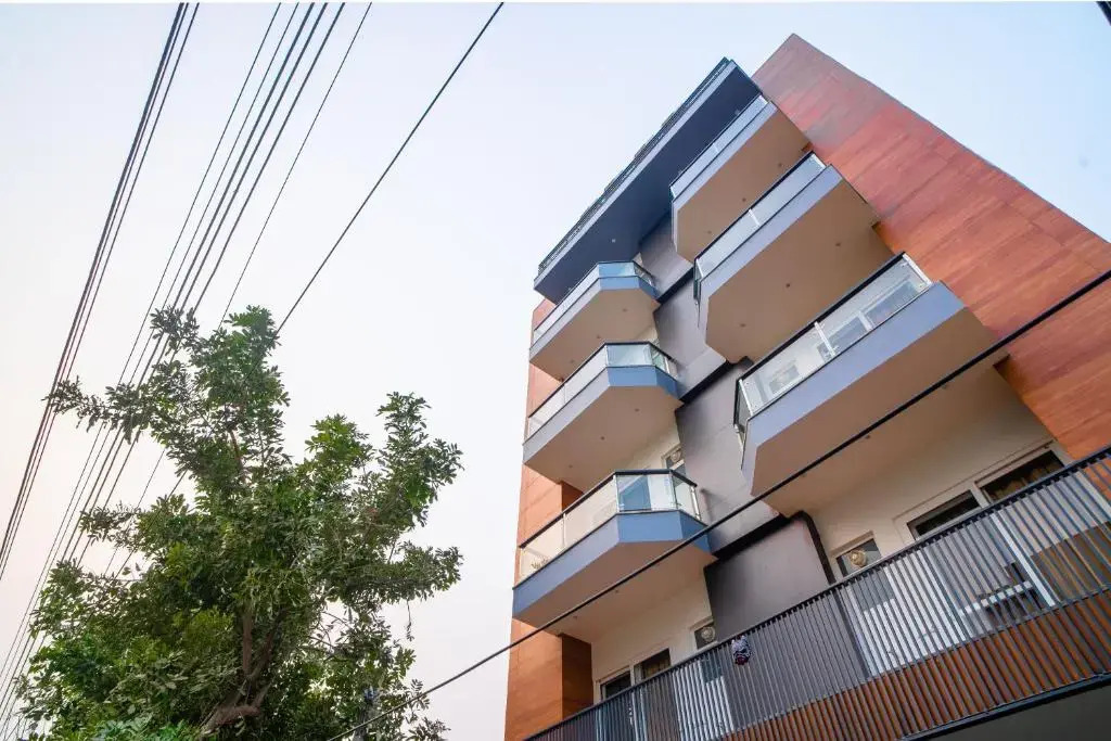 The Lodgers 1 BHK Serviced Apartment Golf Course Road Gurgaon