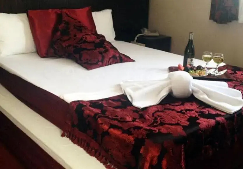 Queen Ra Hotel