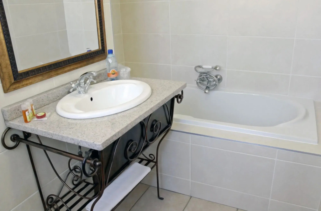 Afrique Boutique Hotel O.R. Tambo
