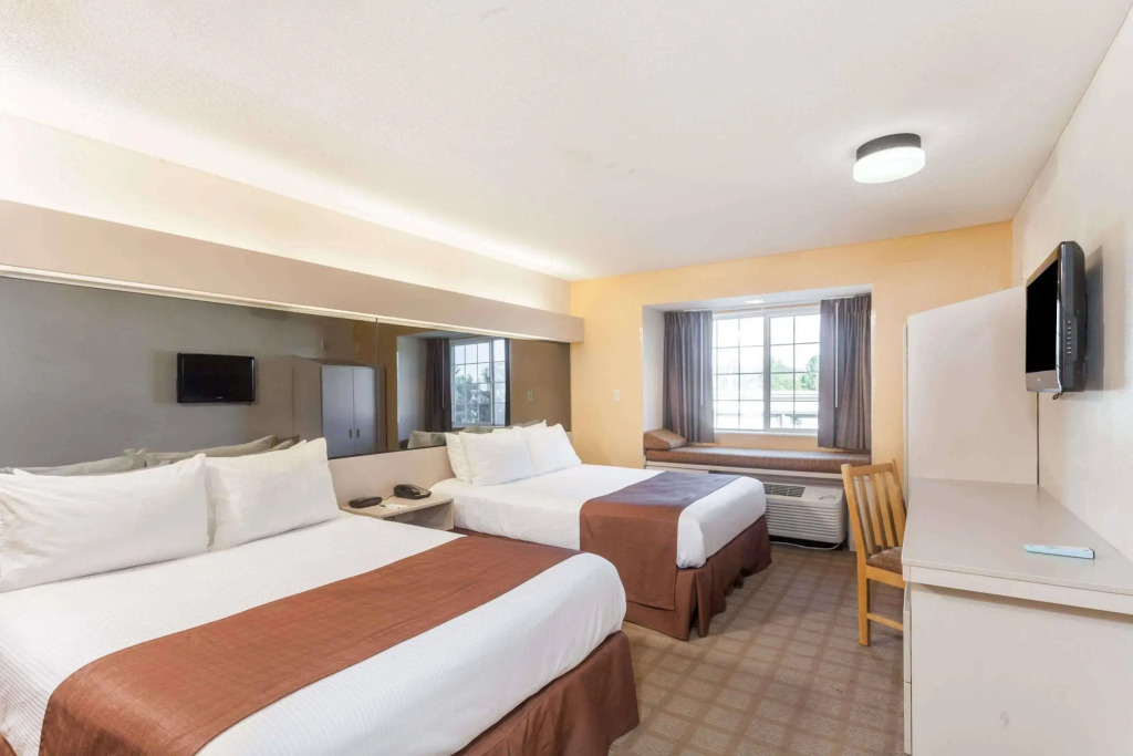 Microtel Inn & Suites by Wyndham Nashville