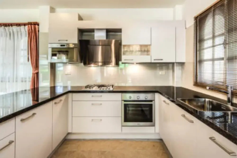 3 Bedroom Pool Villa 20 seconds from Samrong beach front