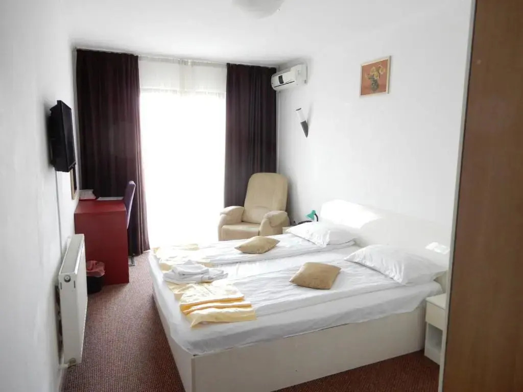 RHC Royal Hotel