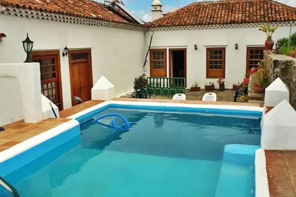 Welcoming house with pool in San Cristóbal - 85 m²