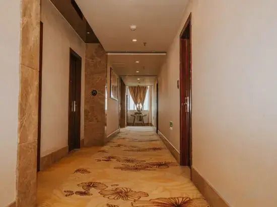 Xunfa Hotel (Huian County Government Gymnasium Branch)