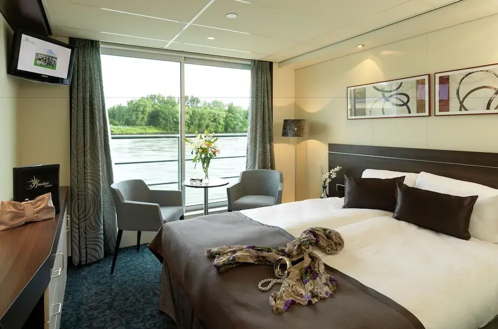Crossgates Hotelship 4 Star - Medienhafen - Düsseldorf