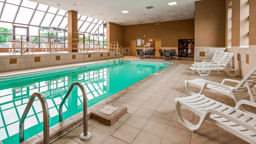 Spark By Hilton Watertown