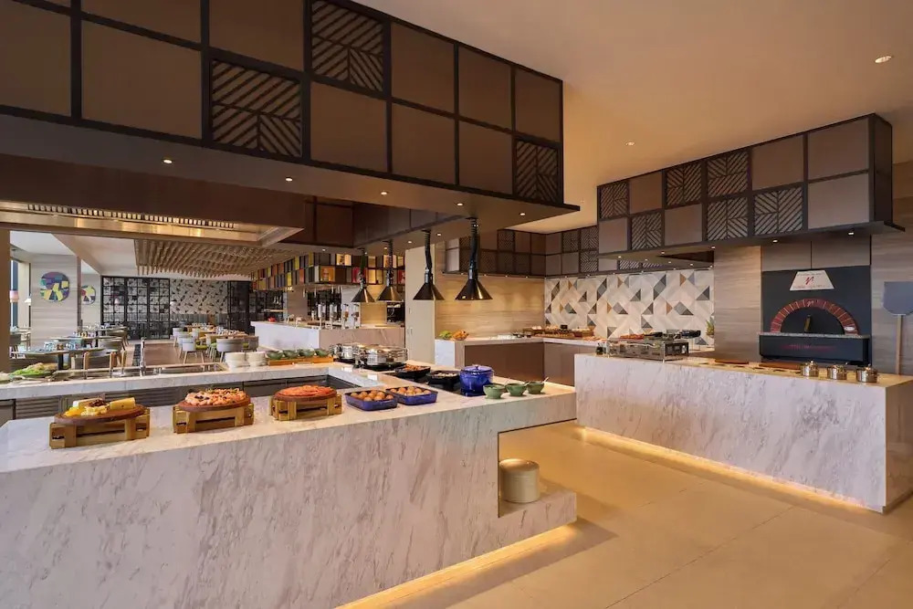 Holiday Inn & Suites Vientiane by IHG